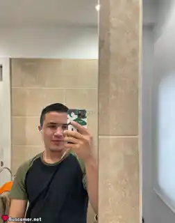 687169059 - Chicos 24/7