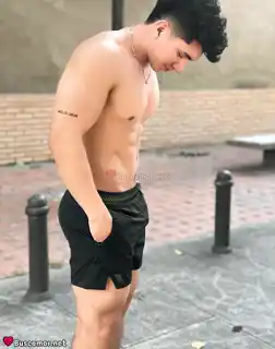 642807190 - Bastian busca amor.