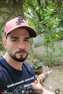 674516350 - Darius busca amor.