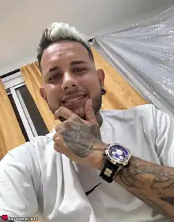 610189573 - Soy un joven tattoed de venezuela buscando conexiones.