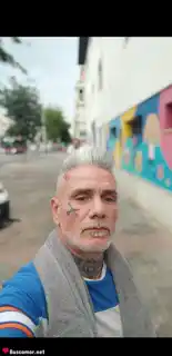 692702226 - Chico canario