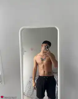 678802260 - soy un joven latino, al 100.. busco una conexión real y diversión.. me encanta el deporte y salir a echar relajo.. vamos a compartir buenos momentos..