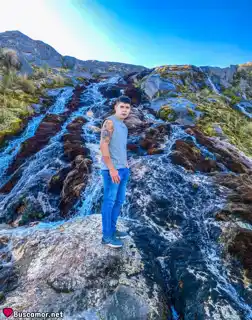 641923098 - soy juan vacío y feo
