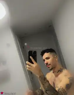 678585608 - me gusta marcelo.. divertido y loco.. busco algo sincero..