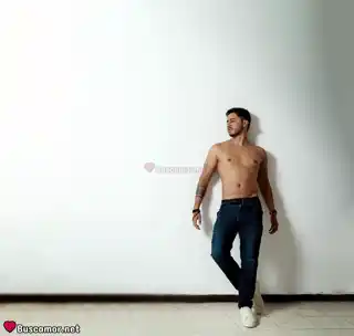 672160401 - Soy colombiano sexy.
