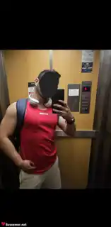 612473411 - Manu quiere conocer a alguien real.