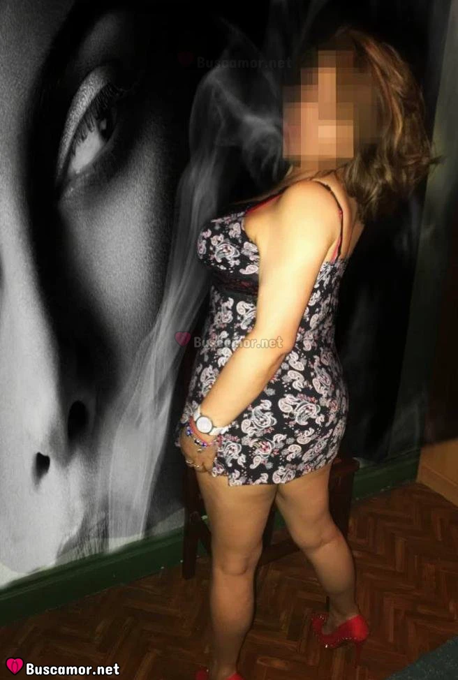 688416233 - Soy Pili, canaria y busco alguien para disfrutar de la playa y vivir la vida juntos.