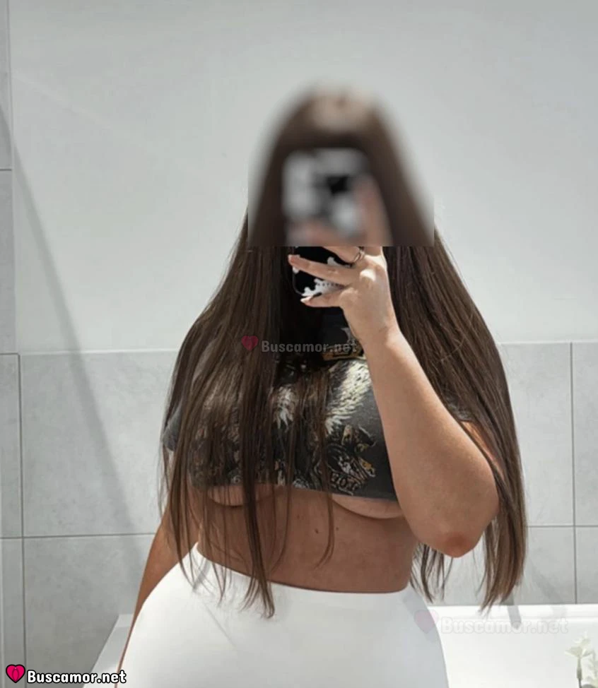 623138996 - Hola, soy de Torrevieja y me gustaria conocer gente para pasar un buen rato juntos.