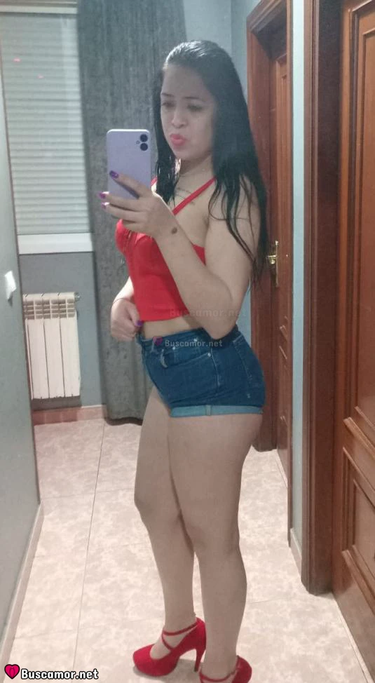 614685641 - Tati ana busca aventura