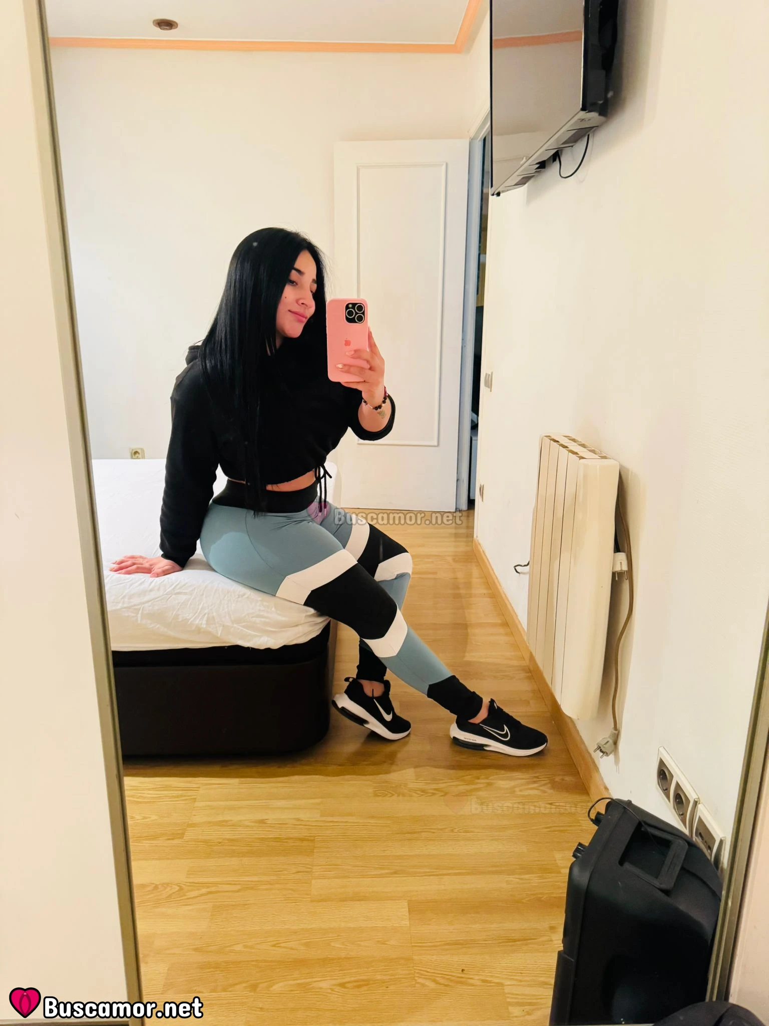 672556484 - Karla latina muy sexy y encantadora 