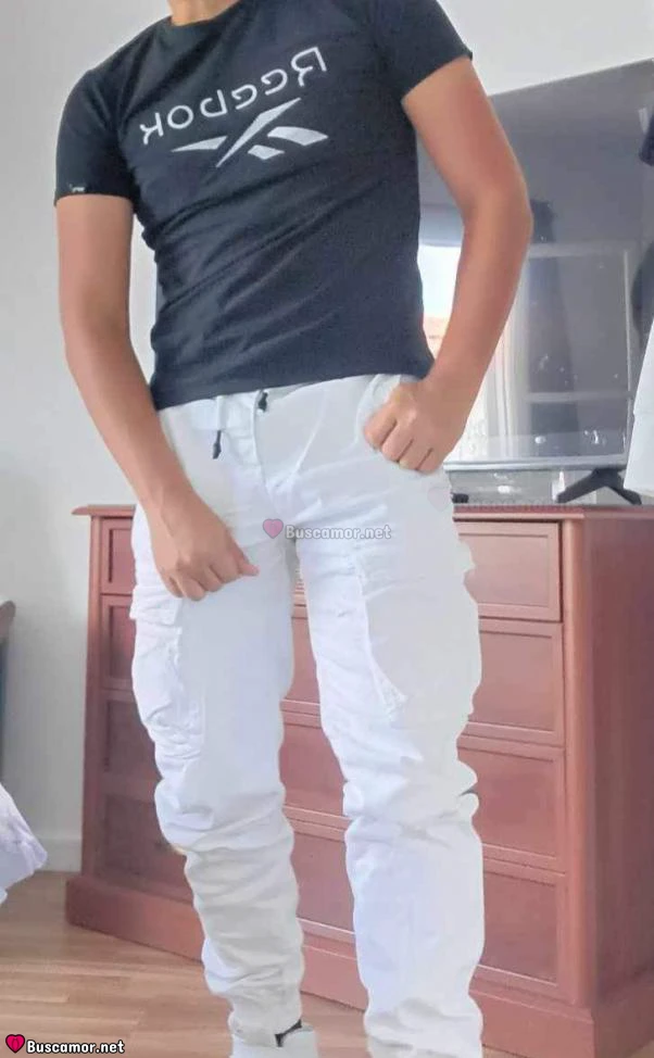 674369460 - me encanta la movida en benidorm.. soy fiestero.