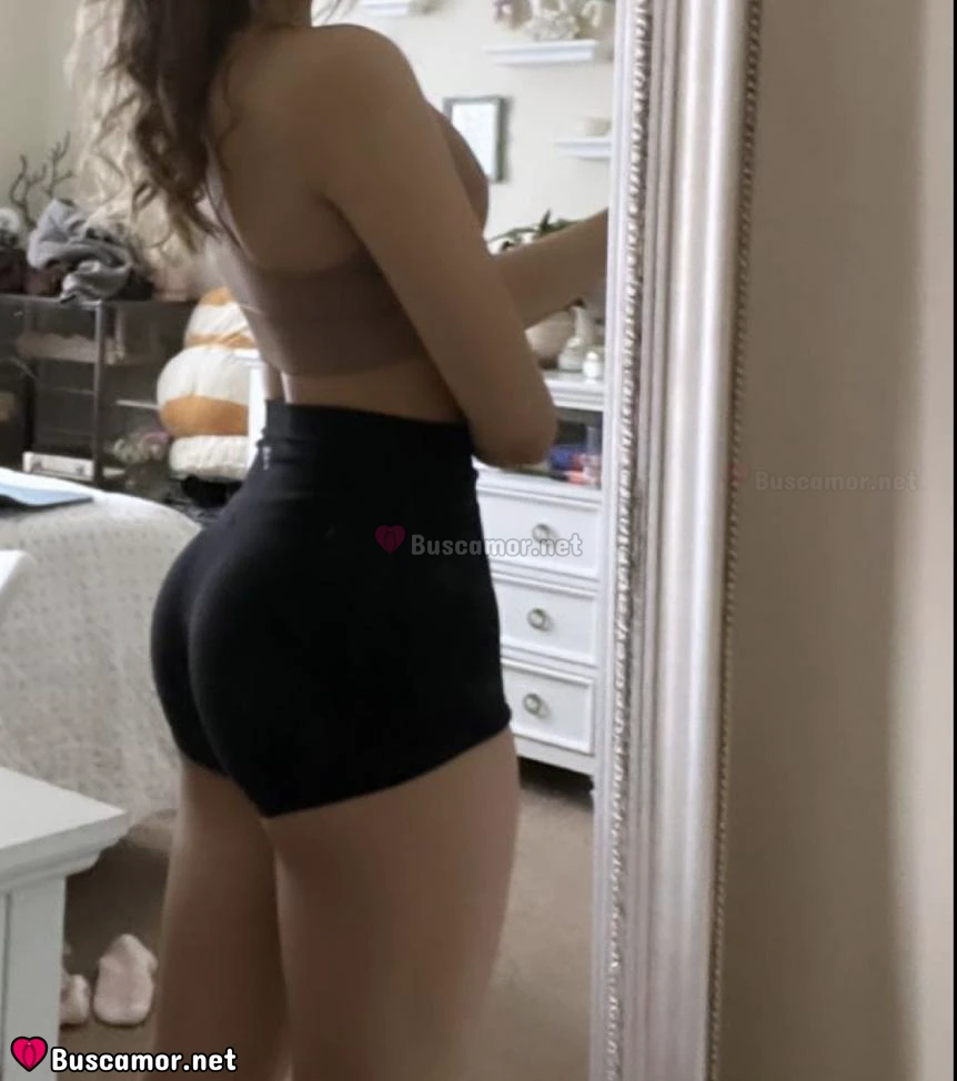624546965 - Aura busca nuevas aventuraz.