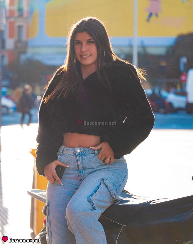 631637783 - Daniela e fea 😜