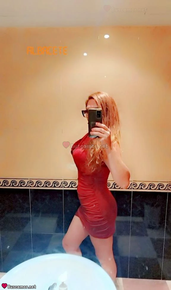 662258064 - soy Nerea, tengo 23 años y soy de canarias. busco alguien que le guste la playa y salir de fiesta.
