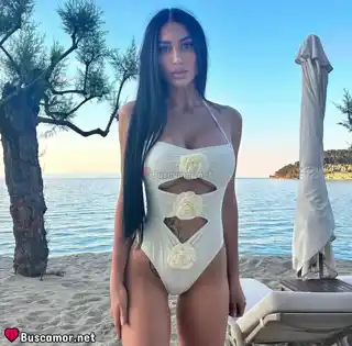612289242 - Lenya busca nuevas aventuras en Zenia.