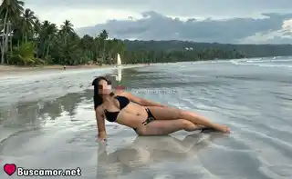 665356832 - Isabel mari tiene un sueño sobre el verdadero amor.