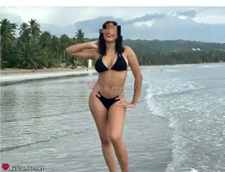 665356832 - Isabel mari tiene un sueño sobre el verdadero amor.