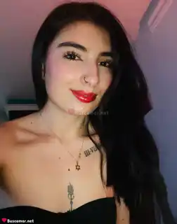 624110954 - en ese bar de bogotá, violeta y yo reimos hasta llorar, momentos q quedan pa siempre 😄❤️