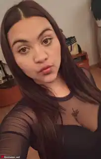 632304608 - SALGO CON YENI ALBOX Y NOS REIMOS SIEMPRE