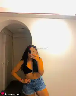 672590109 - Soy una colombiana en Almerimar, buscando risas y divertidos momentos juntos.