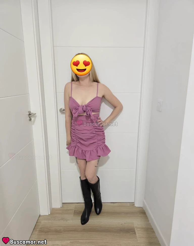 624896682 - Soy . Sara . lista . para . hacerte . feliz . en . Huercal.