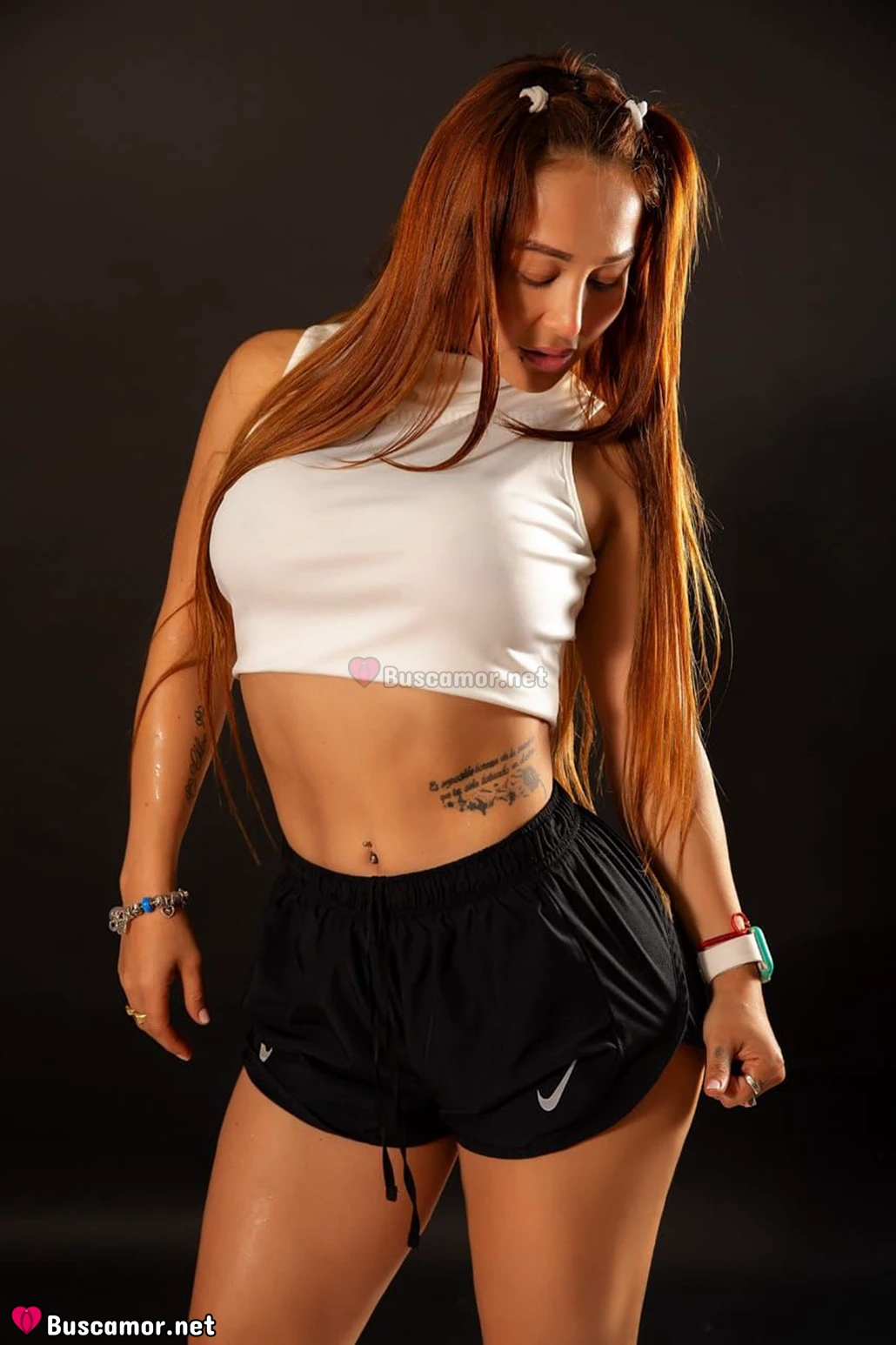 677865609 - Hola, soy Daniela, busco amigos sinceros para compartir momentos y disfrutar de la vida juntos.