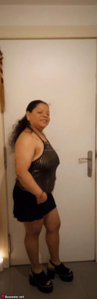 664368922 - Carol busca amigos locales