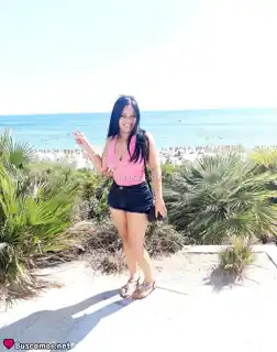613574092 - Raquete solo quiere un abrigo.