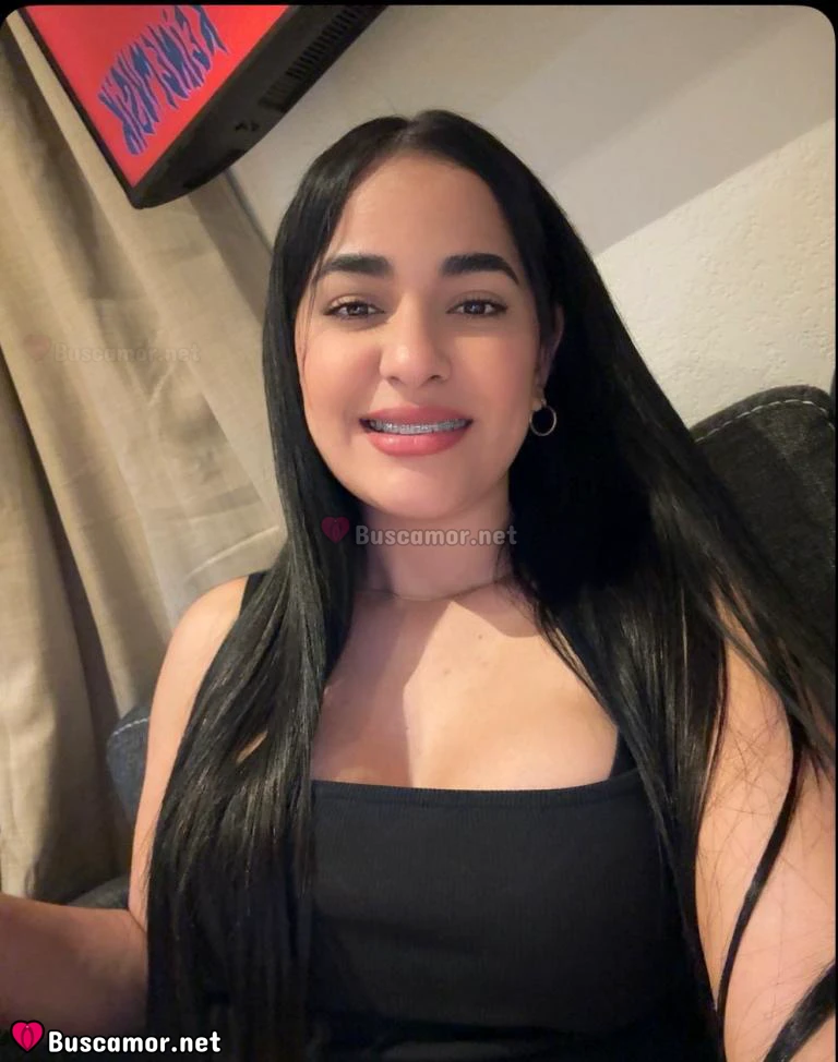 624504858 - Sofi busca fiestaaa y diversion.