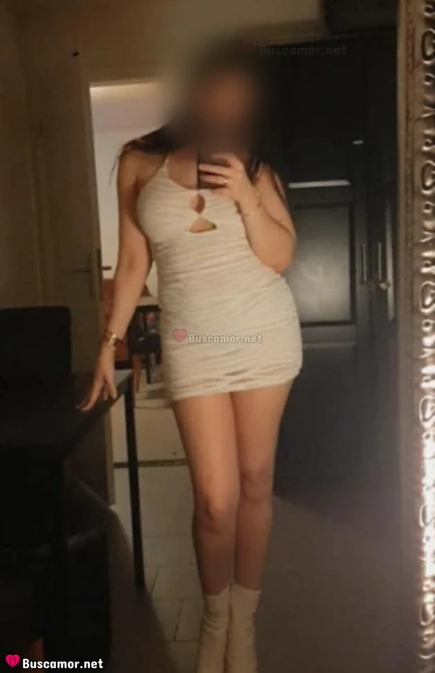632154170 - Hola soy Carolina, venezolana divina. Busco divertido y vibra genial. Soy super energica.