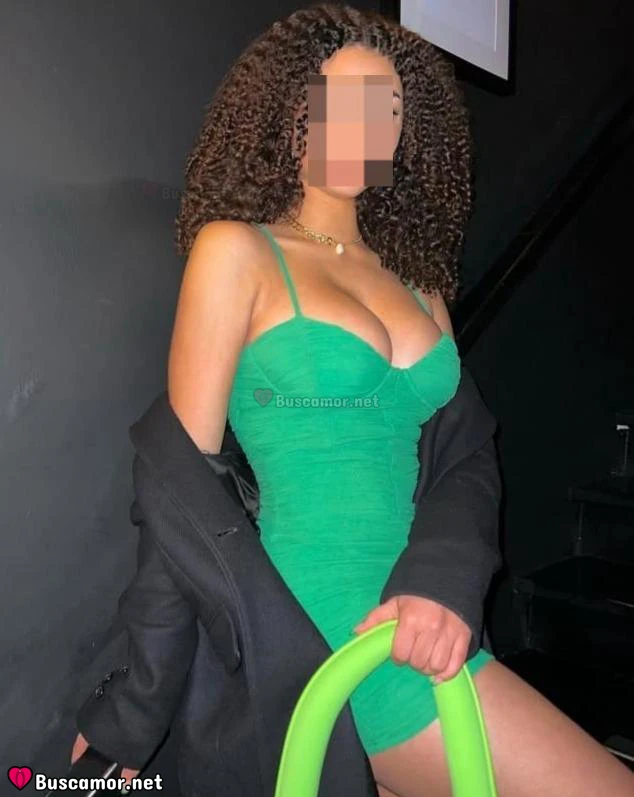638953569 - Emili quiere vivr aventuras y risas... 💖