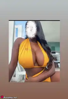 632977913 - Sofía busca diversión.