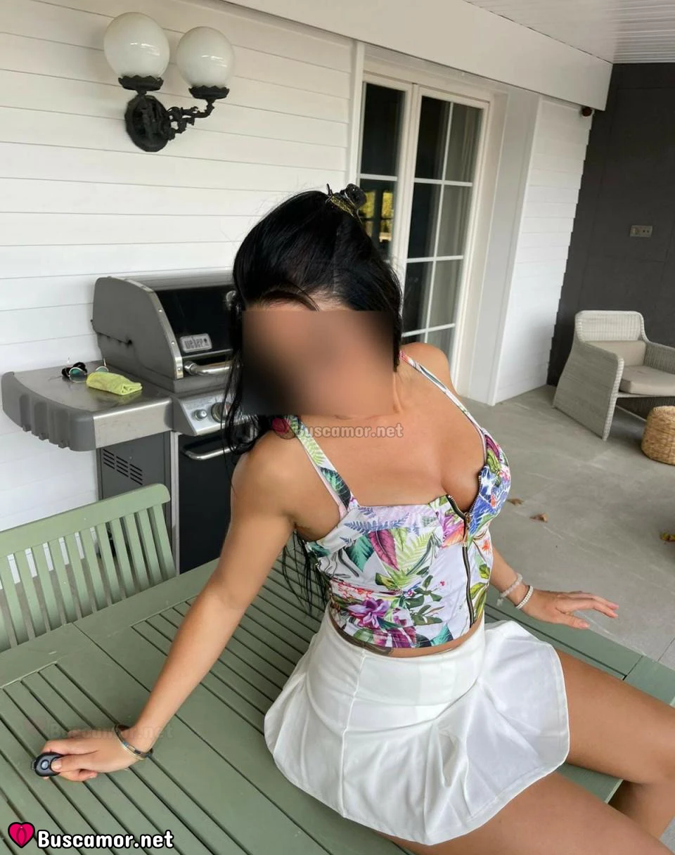 678749679 - Hola, soc la Carla, busco alguien especial per sortig d´aventura.