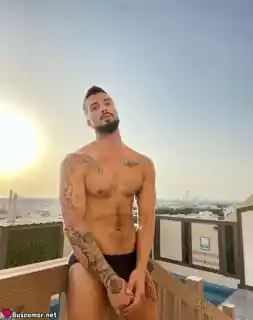 692988860 - Hola, soy Ana y busco amigos divertidos y leales.