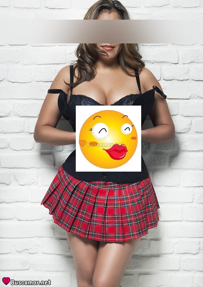657376937 - Soy Izabela y me encanta jugar y reir siempre.
