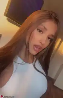 658622369 - Hola. soy Salome de Barna, busco compartir risas juntos.