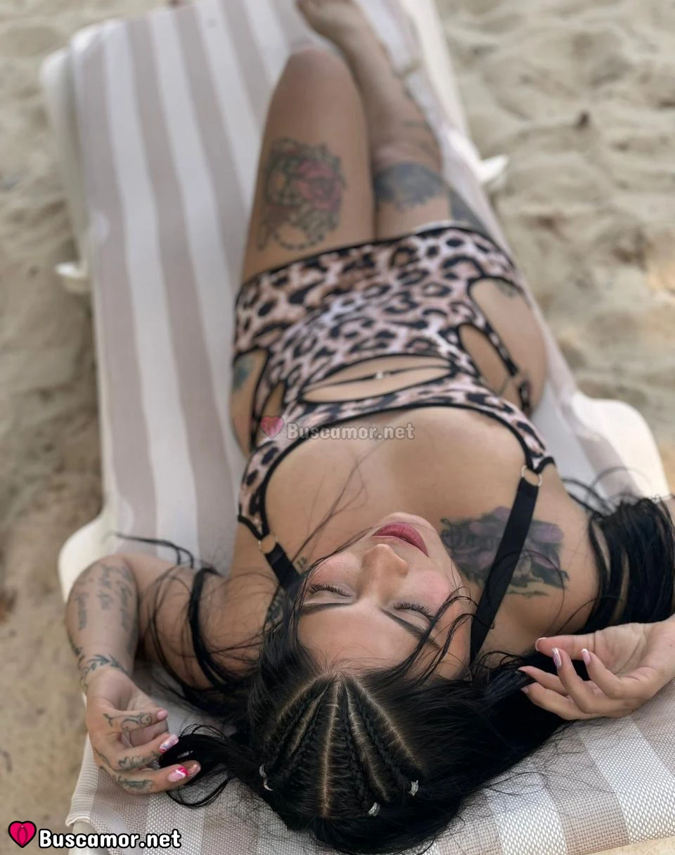 613853461 - Holaa, soy Sara y me encantaria encontrar alguien pa hacer locuras y reir juntos.