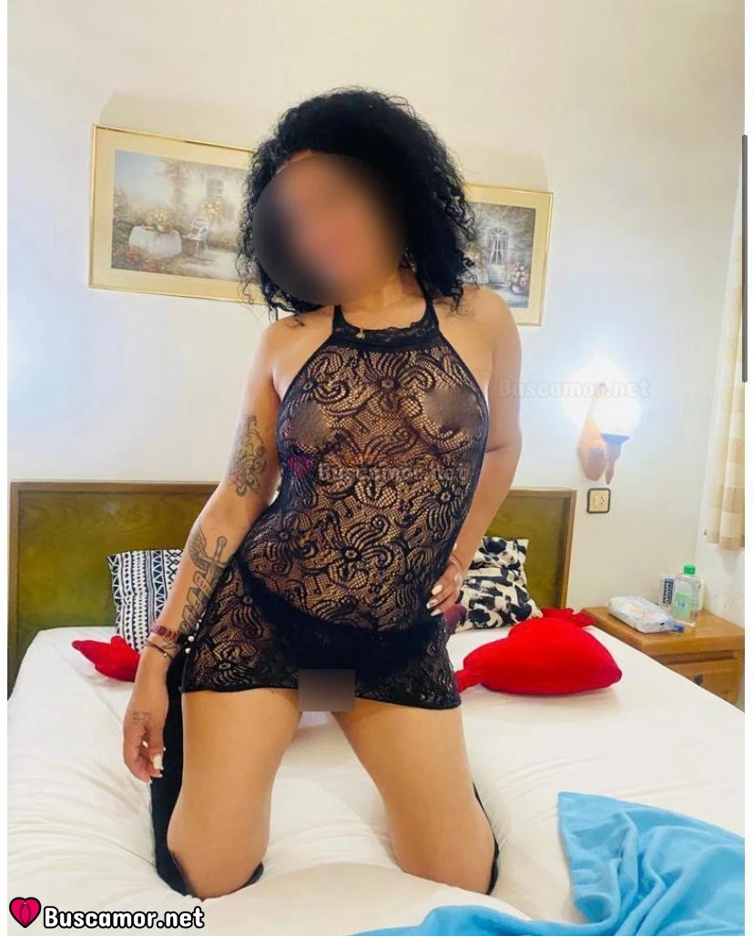 633190815 - Soy Laura y busco alegrias en Vic, animame.