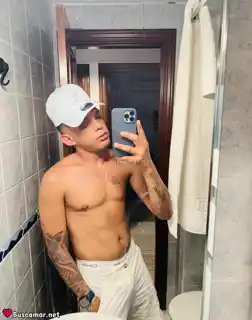 631126262 - Gabriel sueña un mundo juntos.