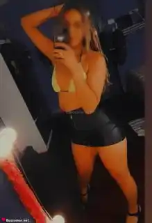 614605750 - Soy rubia linda