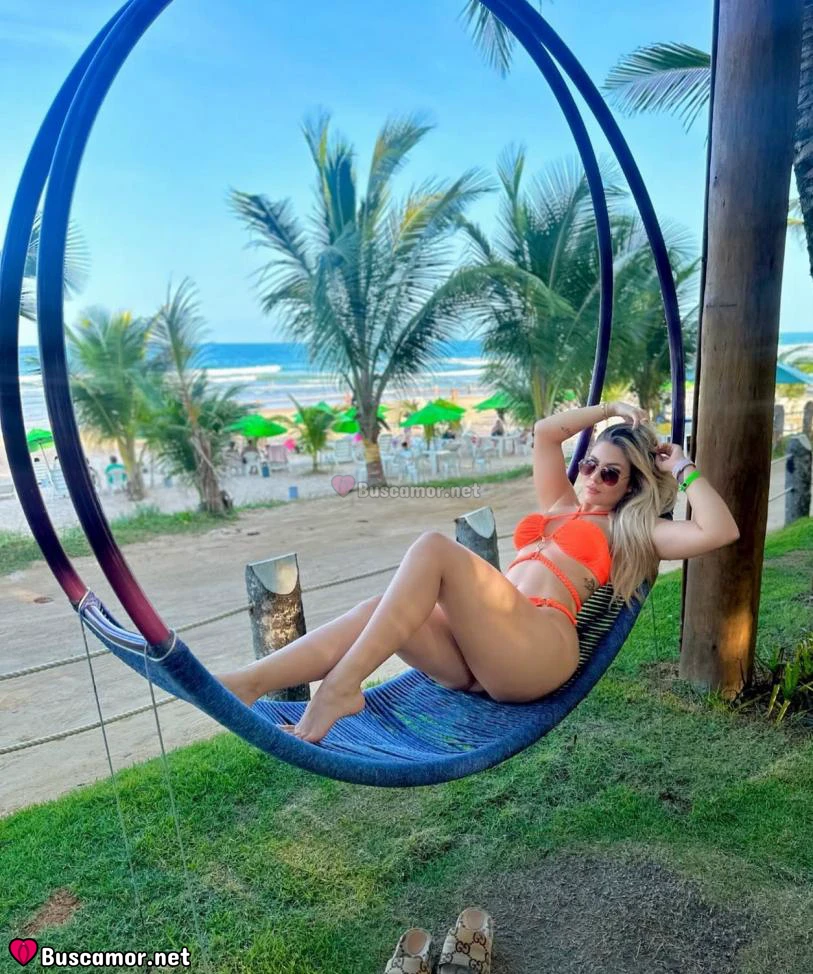 664386705 - Mila busca cariño