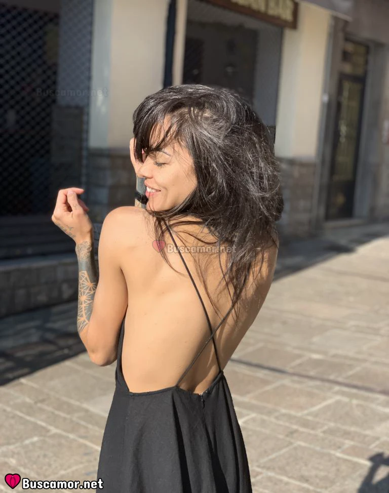 678685229 - helena toogras siempre sonríe feliz