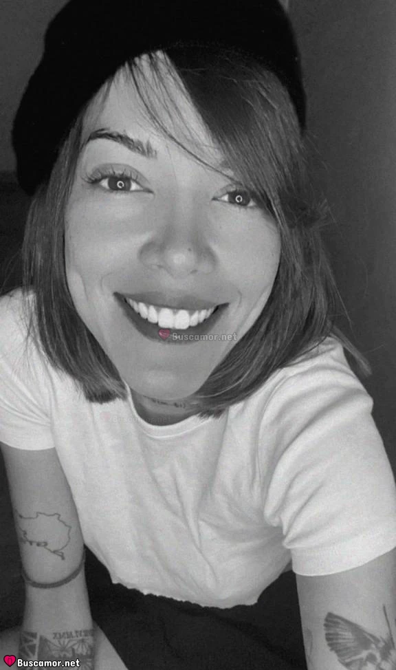 678685229 - helena toogras siempre sonríe feliz