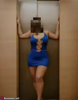 632268321 - Busco algo divertido, cariño.