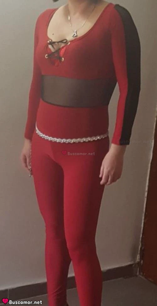 641792347 - Hola, soy Laura y quiero vivir aventuras.
