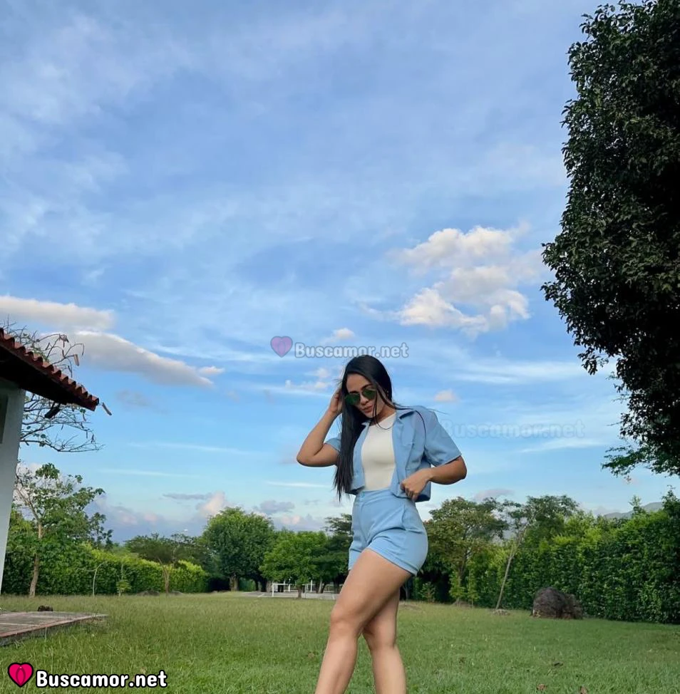 617025463 - Luna brilla en mi vida
