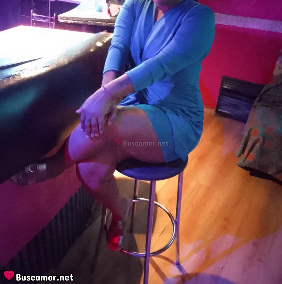 614332503 - Hola, soy un chico casi en los 30 busco a alguien que comprenda mi alma libre y mis anhelos profundos. Me encanta reir y compartir.