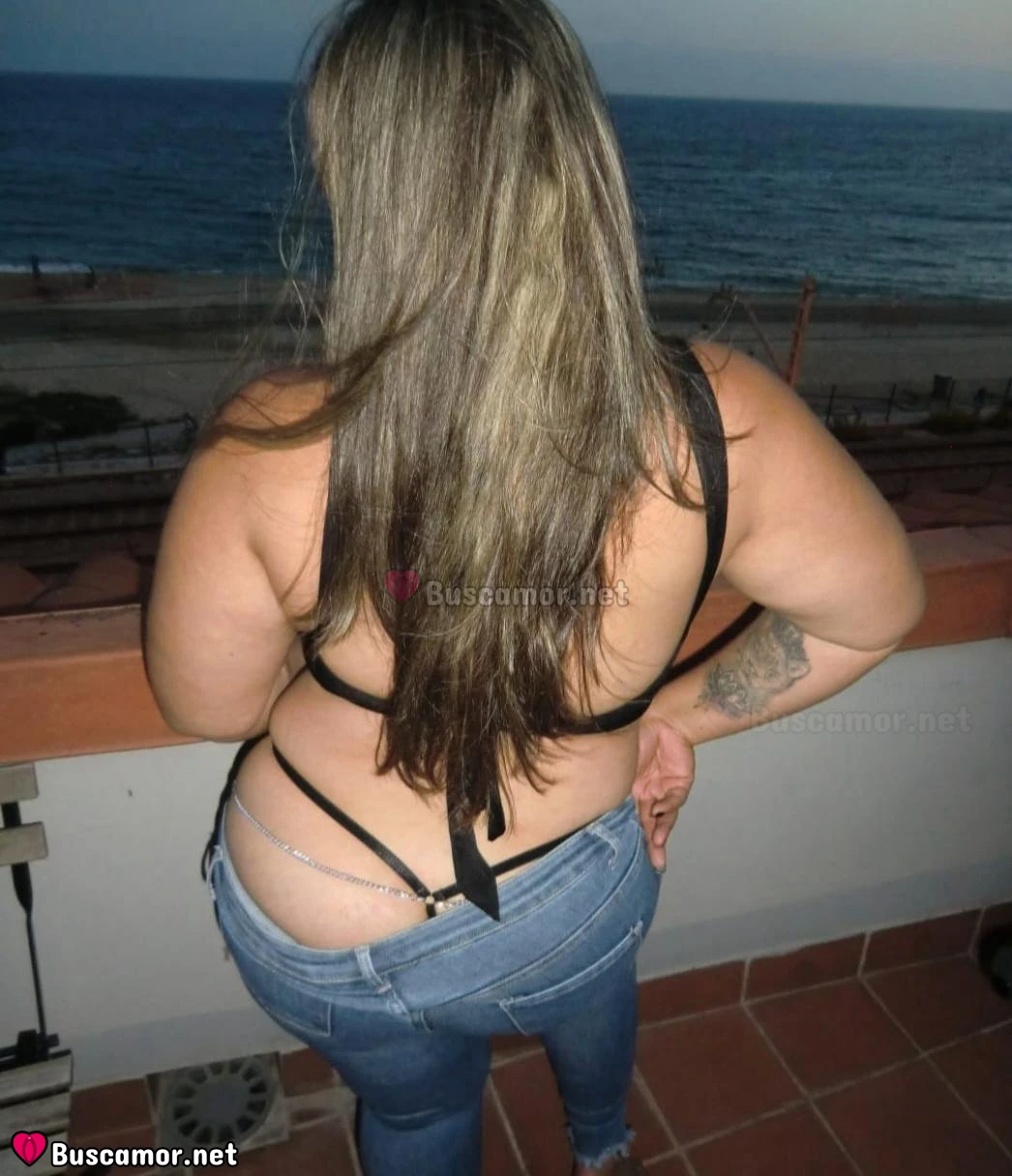 663479888 - Karla, buscando festitas y risitas en Ampuriabrava.