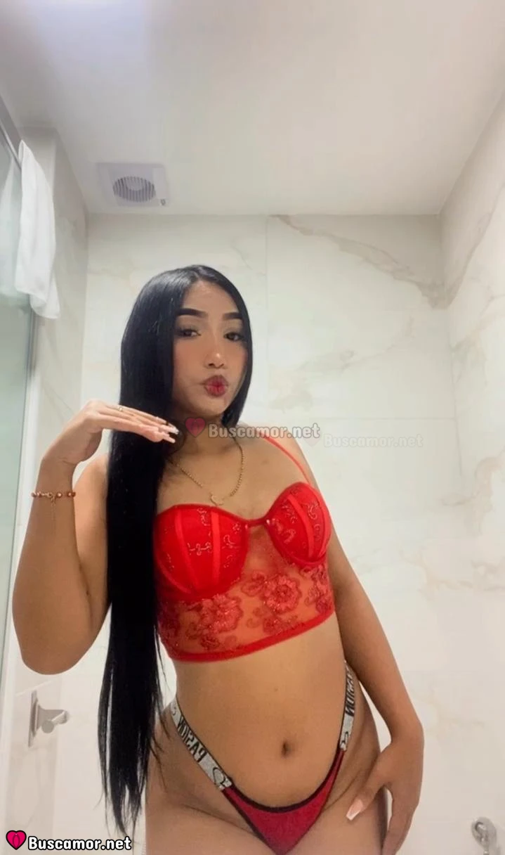 627545926 - Jovencita divina busca calma.
