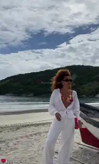 687257974 - HOLA SOY PAOLA, ME ENCATA LA MÚSICA Y BUSCO ALGUIEN QUE ME HAGA REÍR.